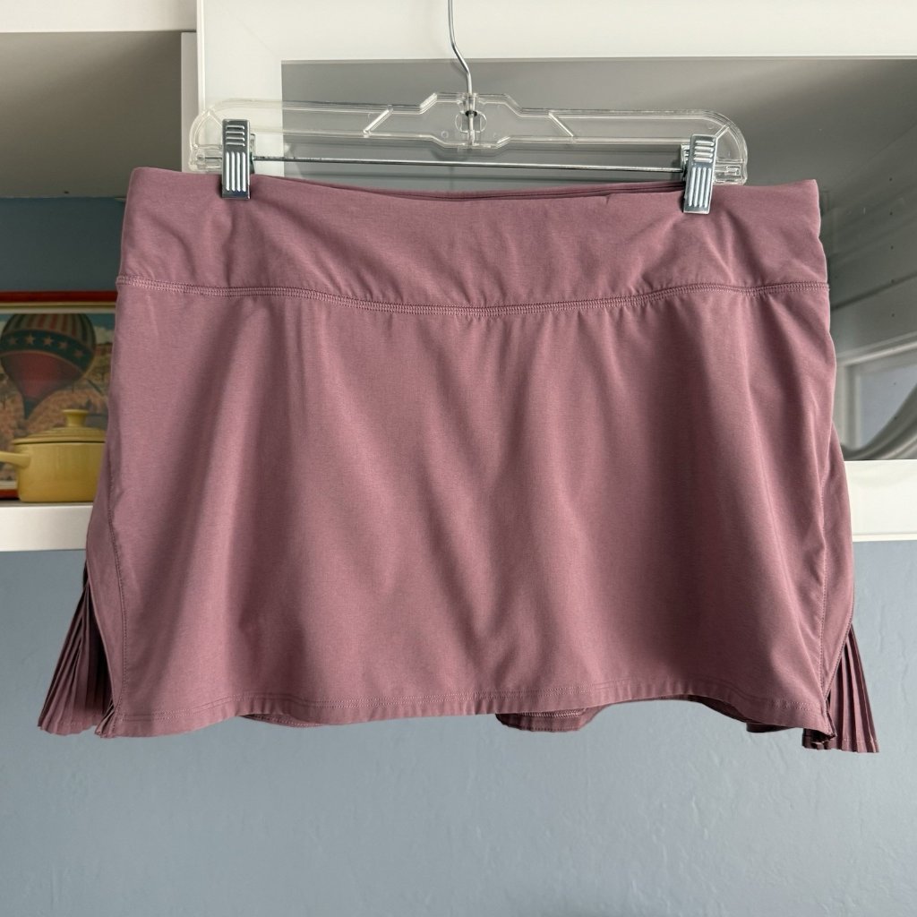 Lululemon Play Off The Pleats Skirt Skort Figue Pink Size 12 R